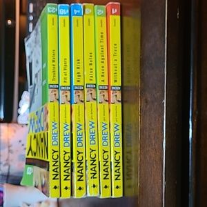 Nancy Drew girl detective books